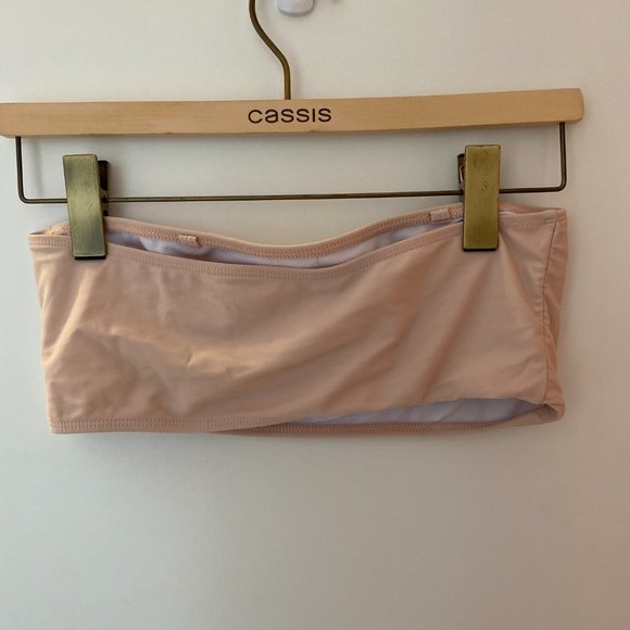 Bikini Set: 1 Top + 2 Bottoms - Picture 4 of 9